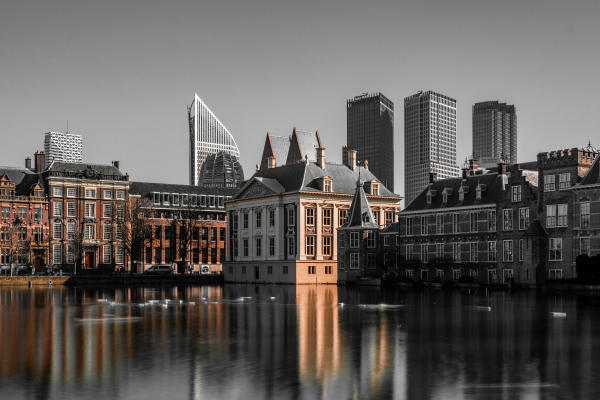 michael-fousert-bNovwnW0RXw-unsplash (1)